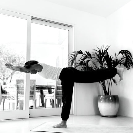 VIDEO YOGA VINYASA FLOW ATHLETIQUE - 20MN