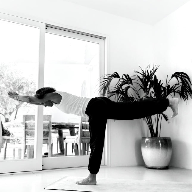 VIDEO YOGA VINYASA FLOW ATHLETIQUE - 20MN