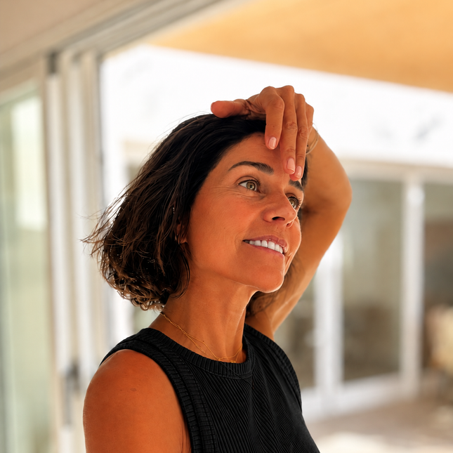 Face Yoga: Lissez votre front-6mn